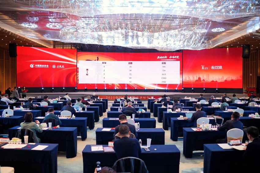 一场首席品酒师的“舌尖对话”，五粮液以匠心致敬时代