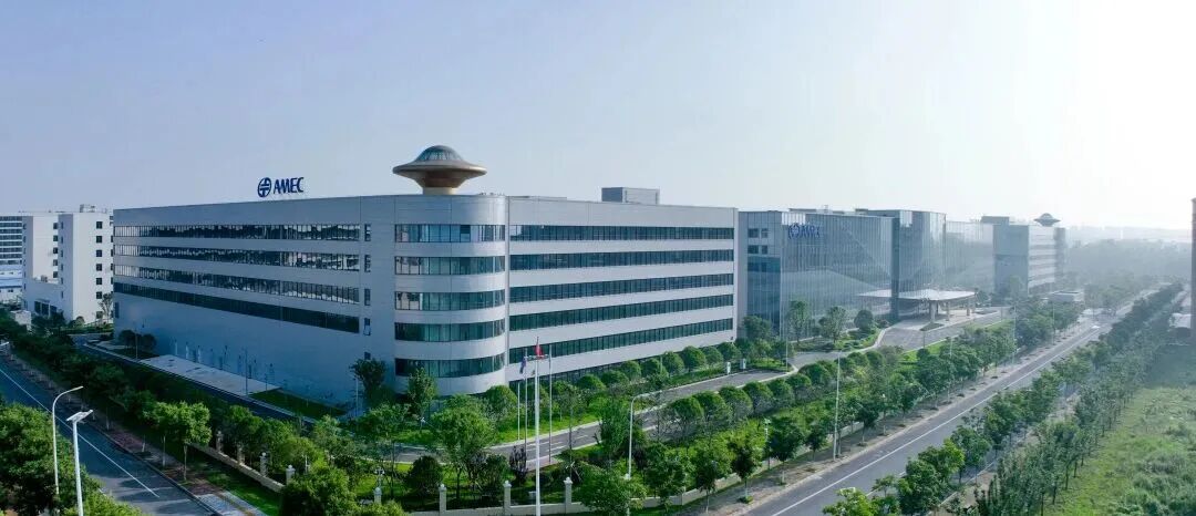 中国刻蚀机之父，带出1700亿芯片设备巨头