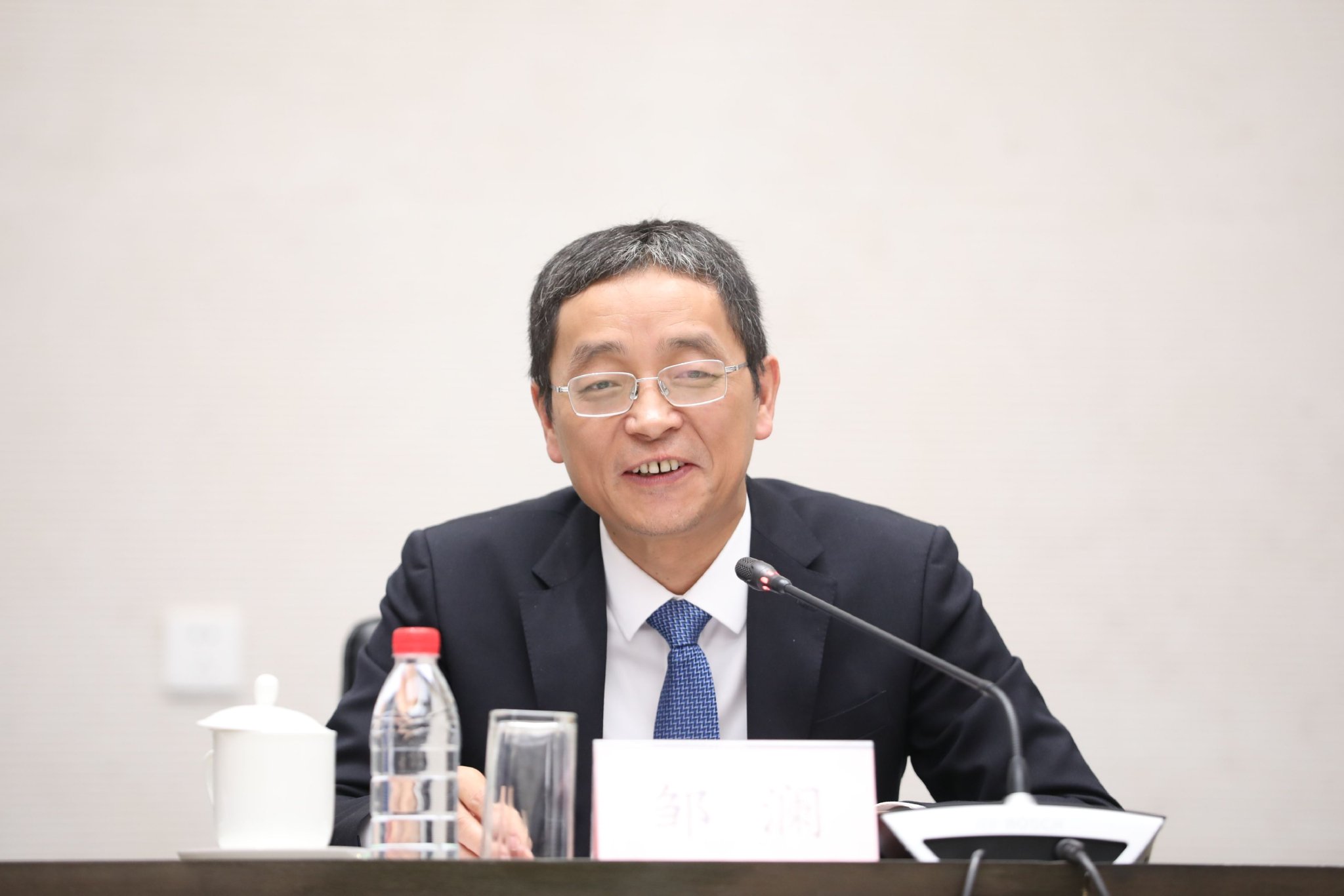 中国人民银行举行新闻发布会 介绍一次性信用修复政策有关情况