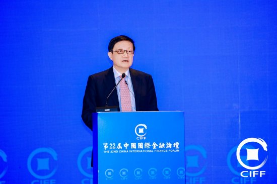 如何解决人民币流动性不足问题？连平：构建离岸人民币资产池，推动离岸基准收益曲线完善