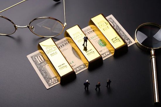 黄金价格上攻5000美元指日可待？