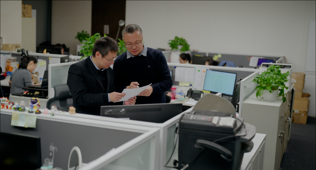 金融时报：央行人的“零点时刻”